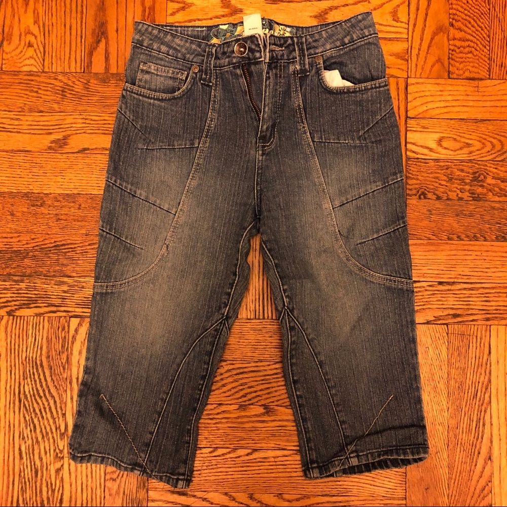 ❗️MAKE OFFER❗️Capri jeans